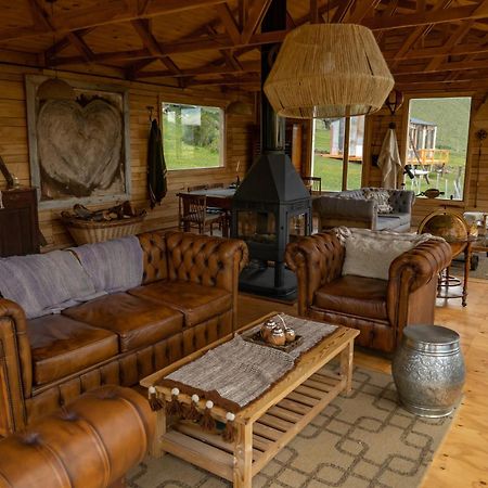 Estancia Bonanza Patagonian Lodge Experience エル・チャルテン エクステリア 写真