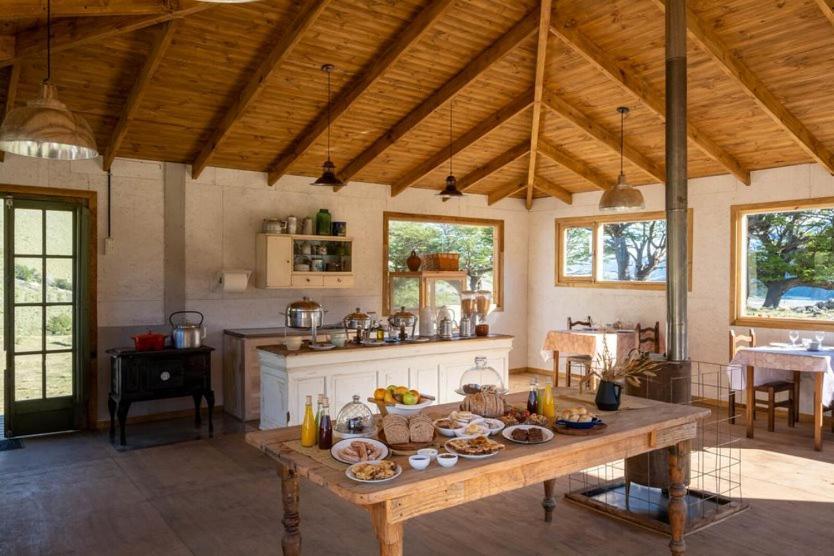 Estancia Bonanza Patagonian Lodge Experience エル・チャルテン エクステリア 写真